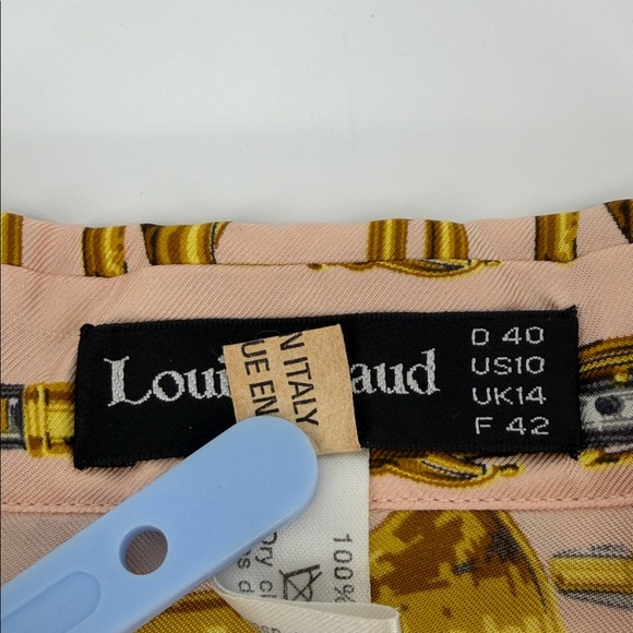 Vtg Louis Feraud Cream Gold Musical Pattern Button Up 100% Silk Blouse Women 10 - Picture 8 of 13